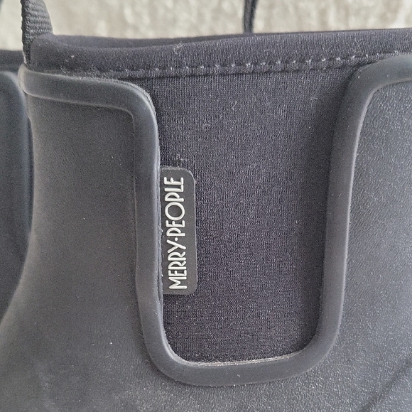 Black Ankle Rain Boots for Women With Care Kit - Picture 6 of 14